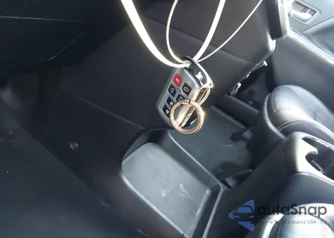 2020 Toyota Sienna Se from USA, damaged, VIN 5TDEZ3DC3LS249475